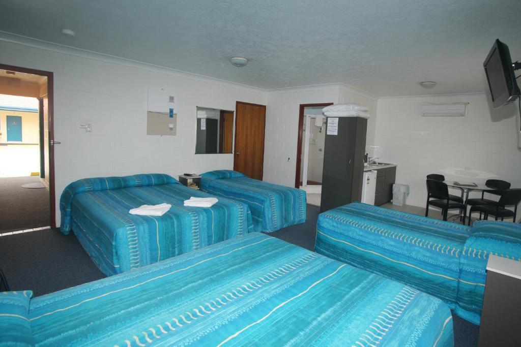 Cedar Lodge Motel Townsville Room photo